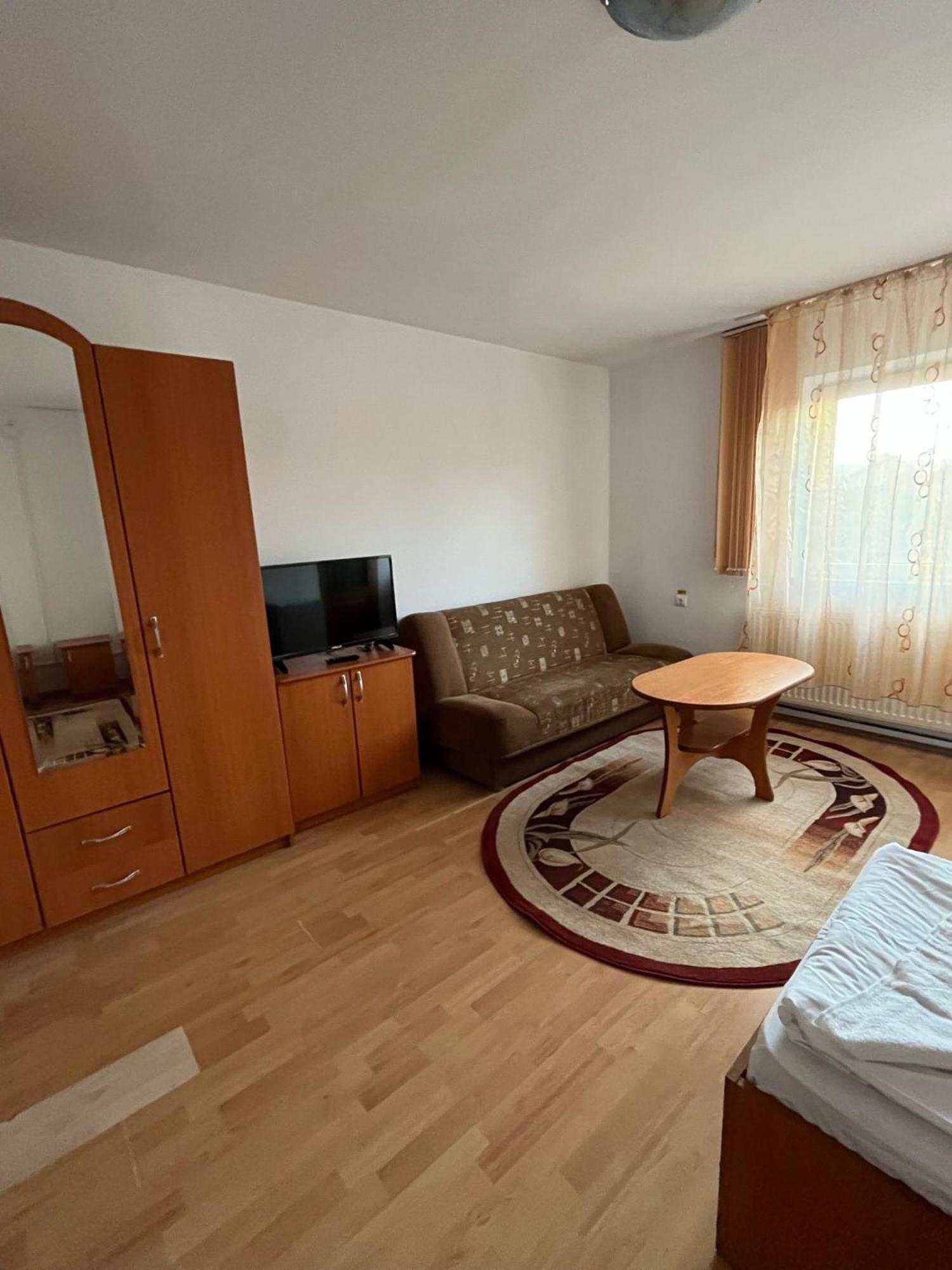 Casa Conti Hotel ซีบิว ภายนอก รูปภาพ